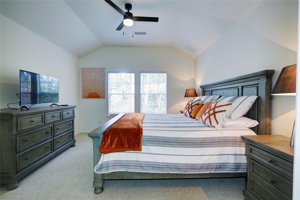 76 Scarlet Woods Court - Photo 18