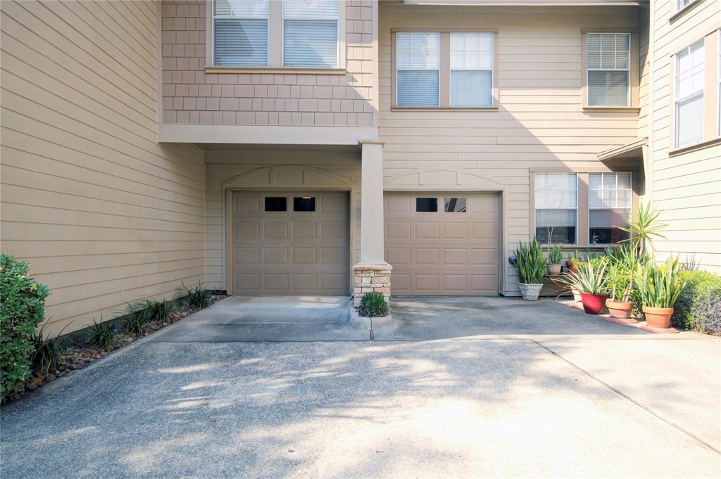 76 Scarlet Woods Court - Photo 31