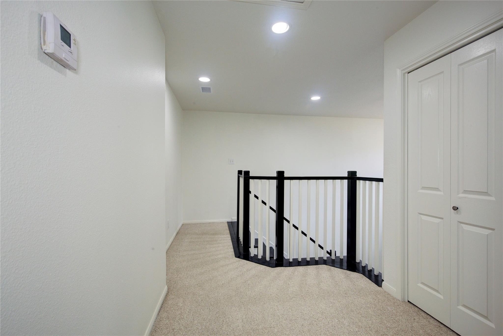 76 Scarlet Woods Court - Photo 15