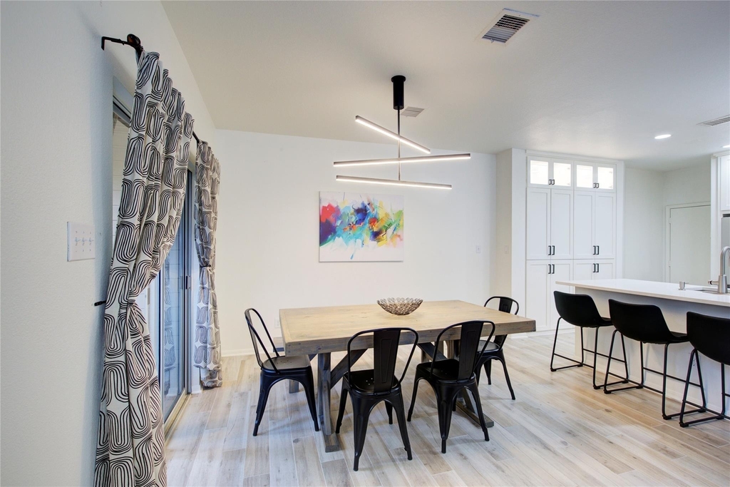 76 Scarlet Woods Court - Photo 7