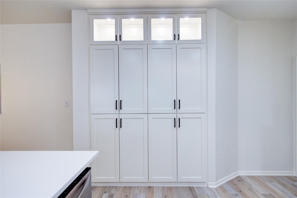 76 Scarlet Woods Court - Photo 13