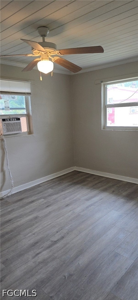 2643-2651 Lafayette Street - Photo 10