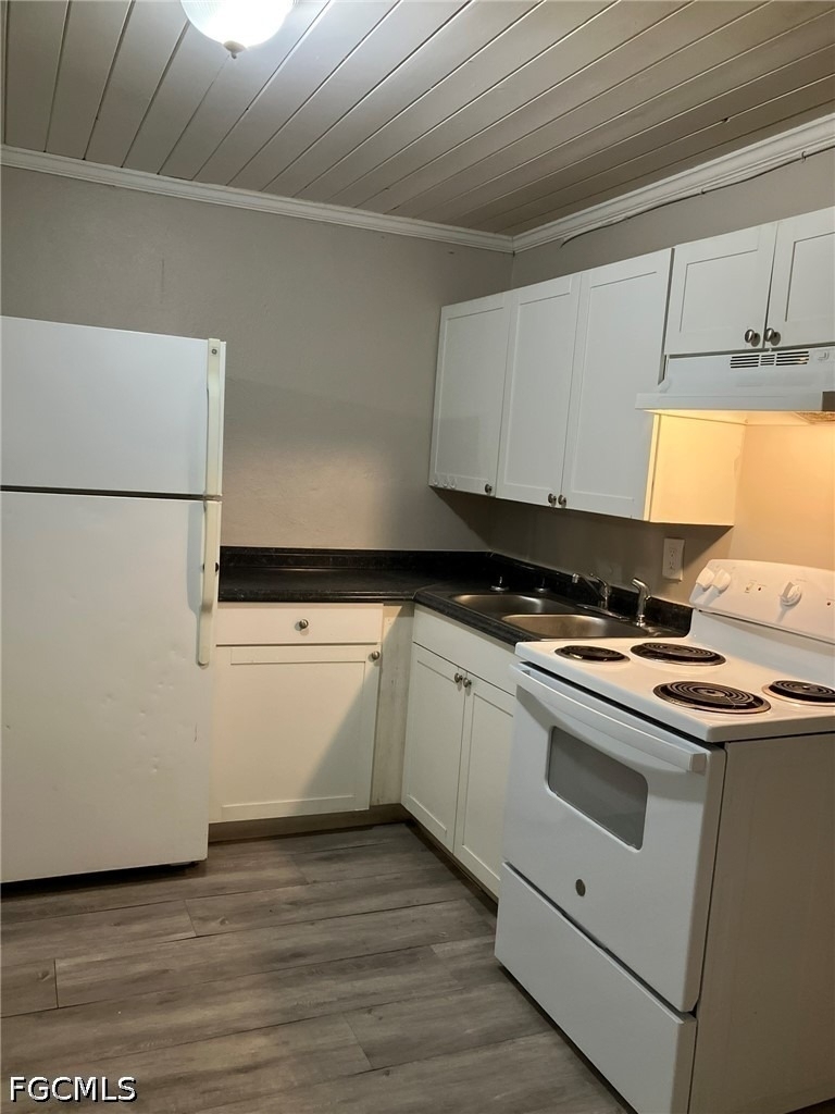 2643-2651 Lafayette Street - Photo 3