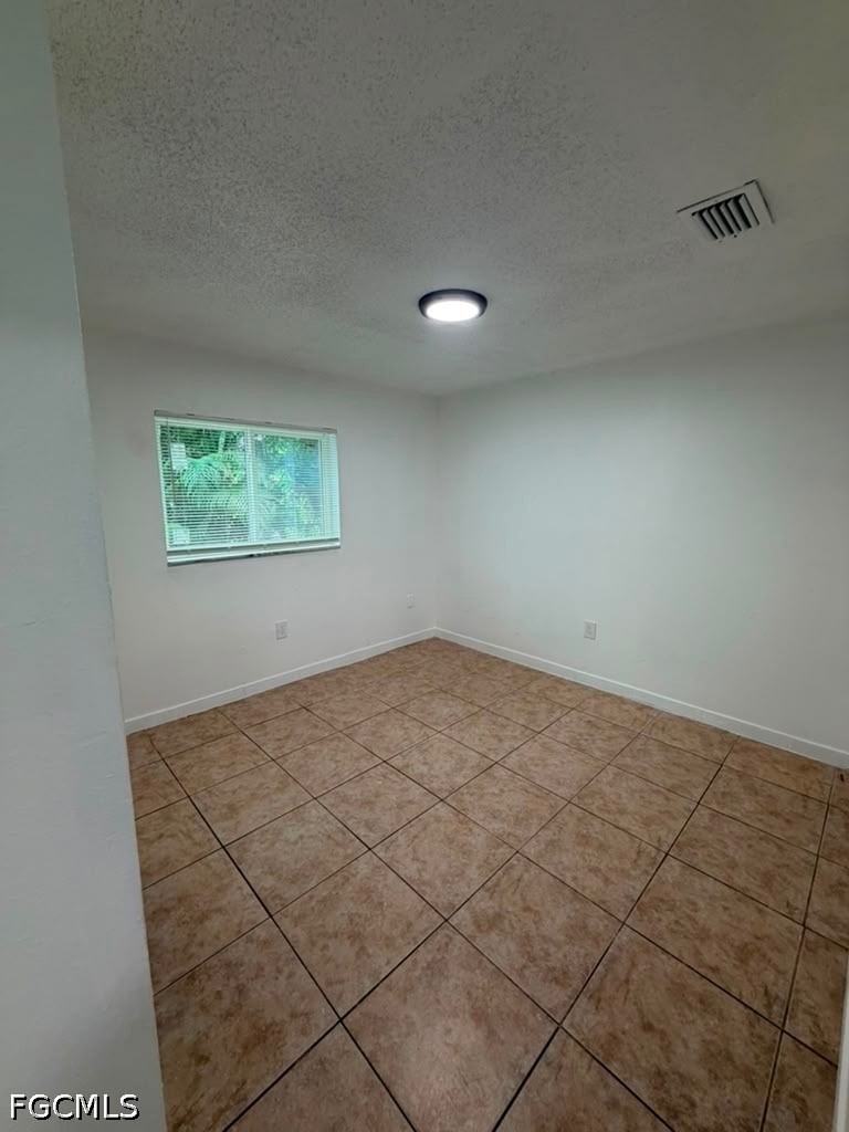 2148 Dora Street - Photo 4