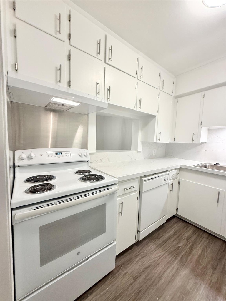 500 Willow Drive - Photo 7