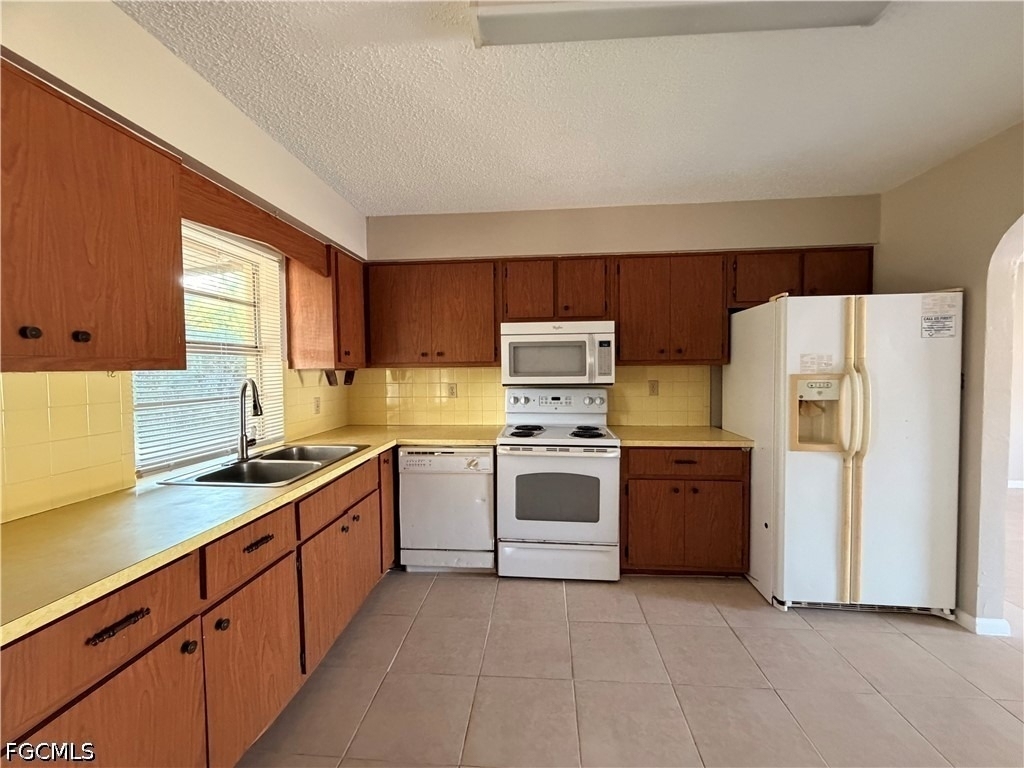 18433 Iris Road - Photo 9