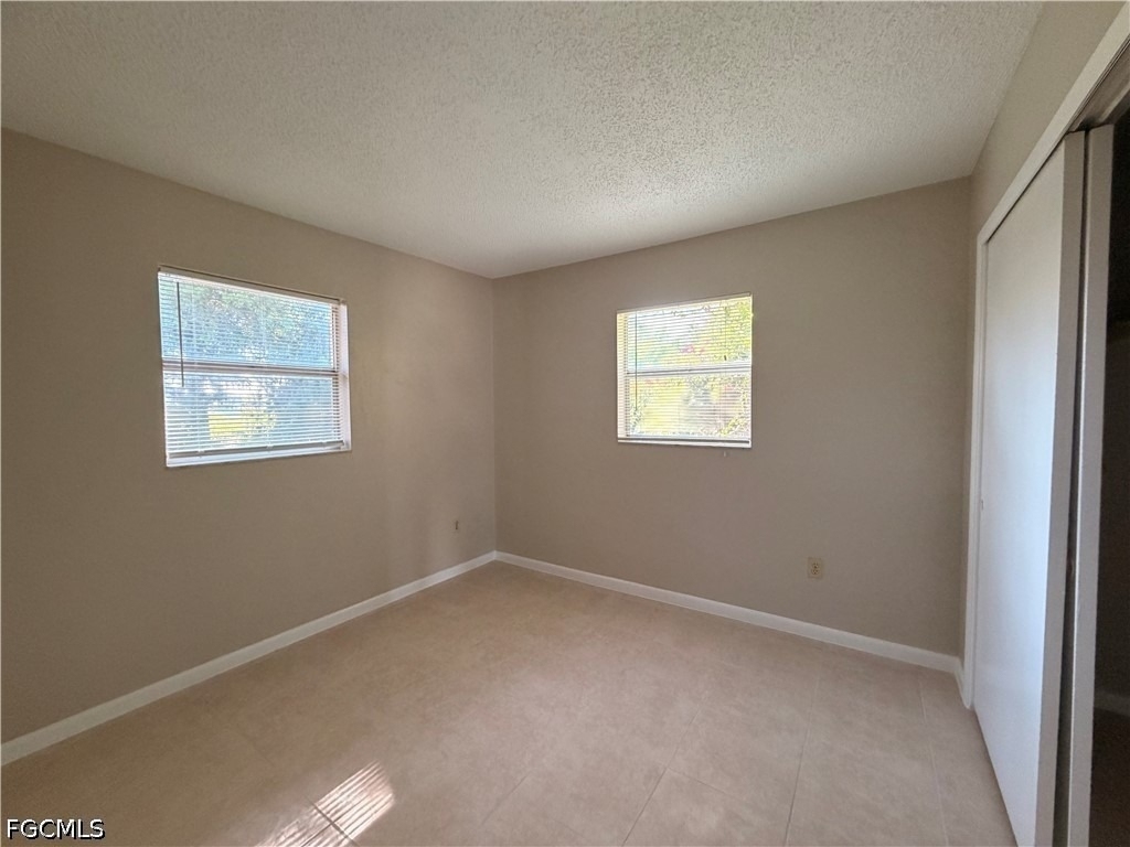 18433 Iris Road - Photo 11