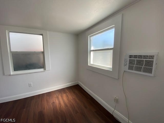 717 Burdick Avenue - Photo 15
