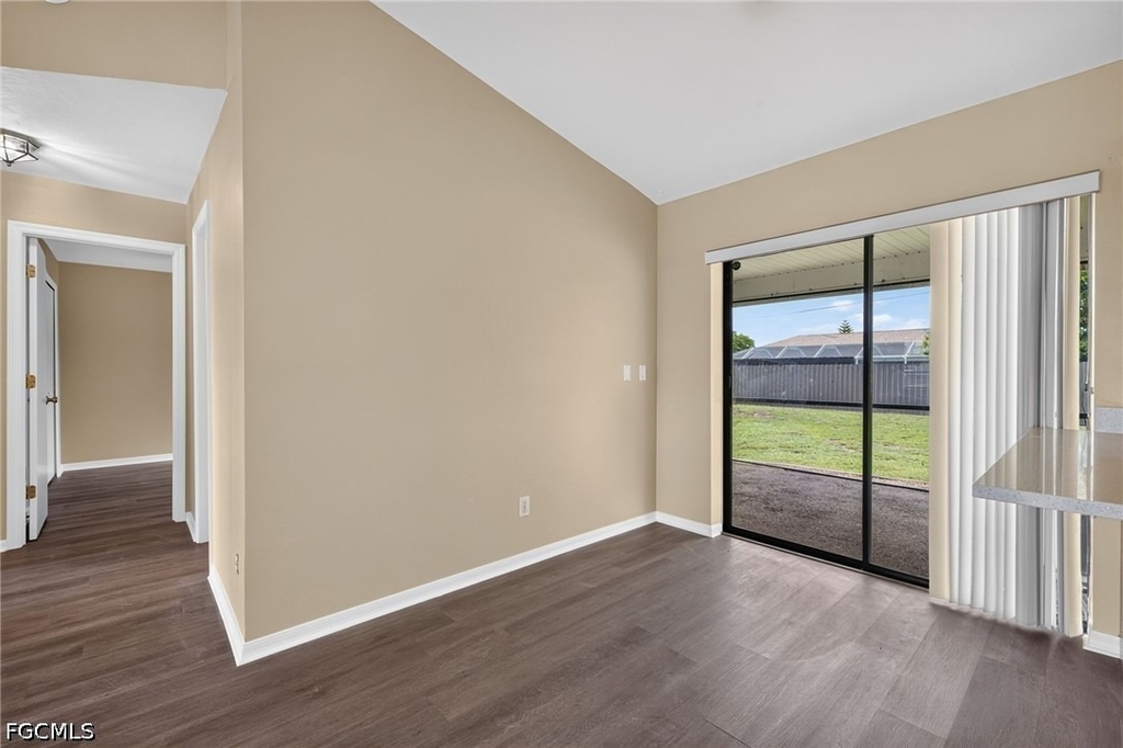 718 Sw 35th Terrace - Photo 5