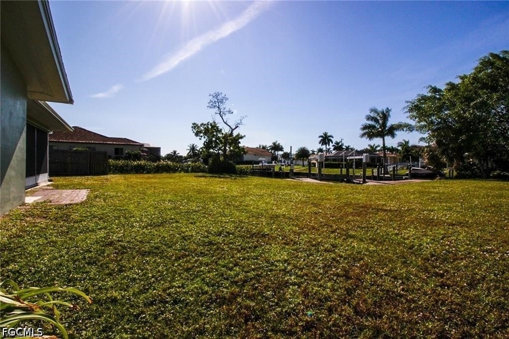 5302 Malibu Court - Photo 17