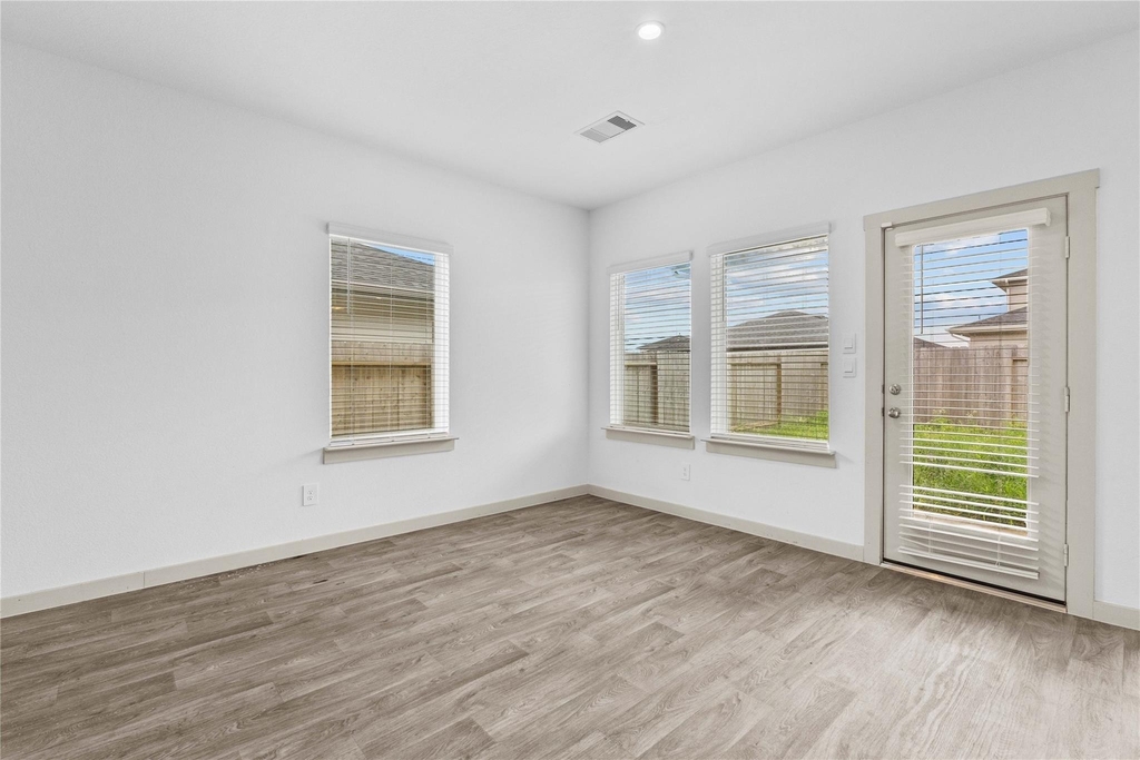 2905 Highgate Hill Lane - Photo 13