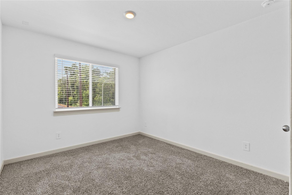 2905 Highgate Hill Lane - Photo 17