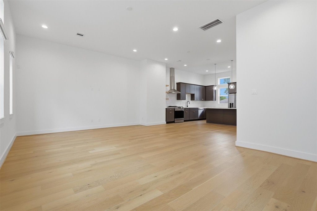 326 Eastwood Street - Photo 7