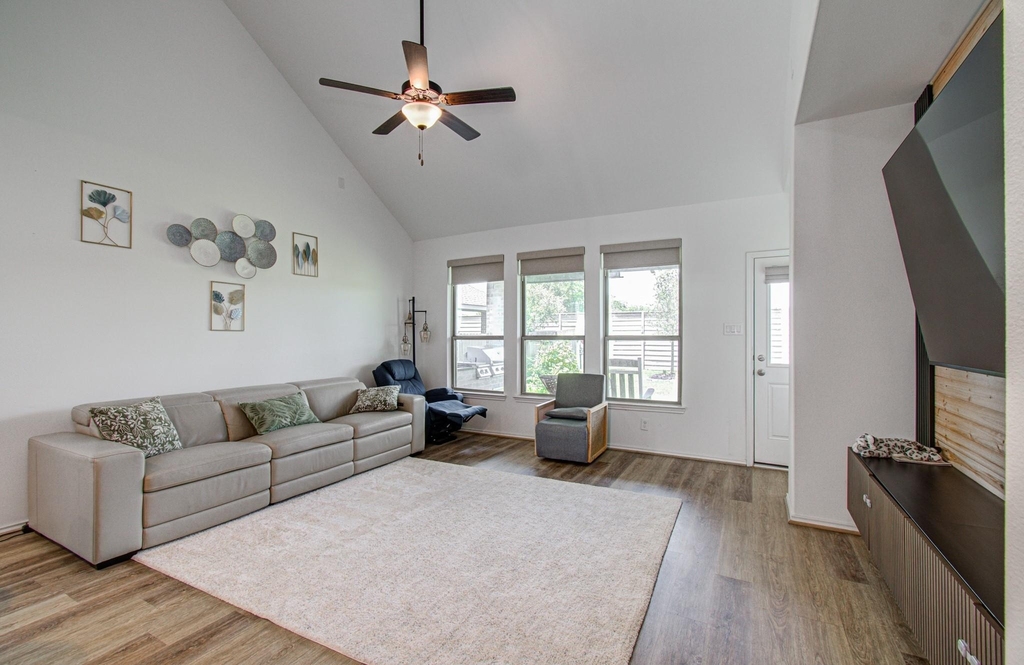 4722 Crest Hill Dr - Photo 19