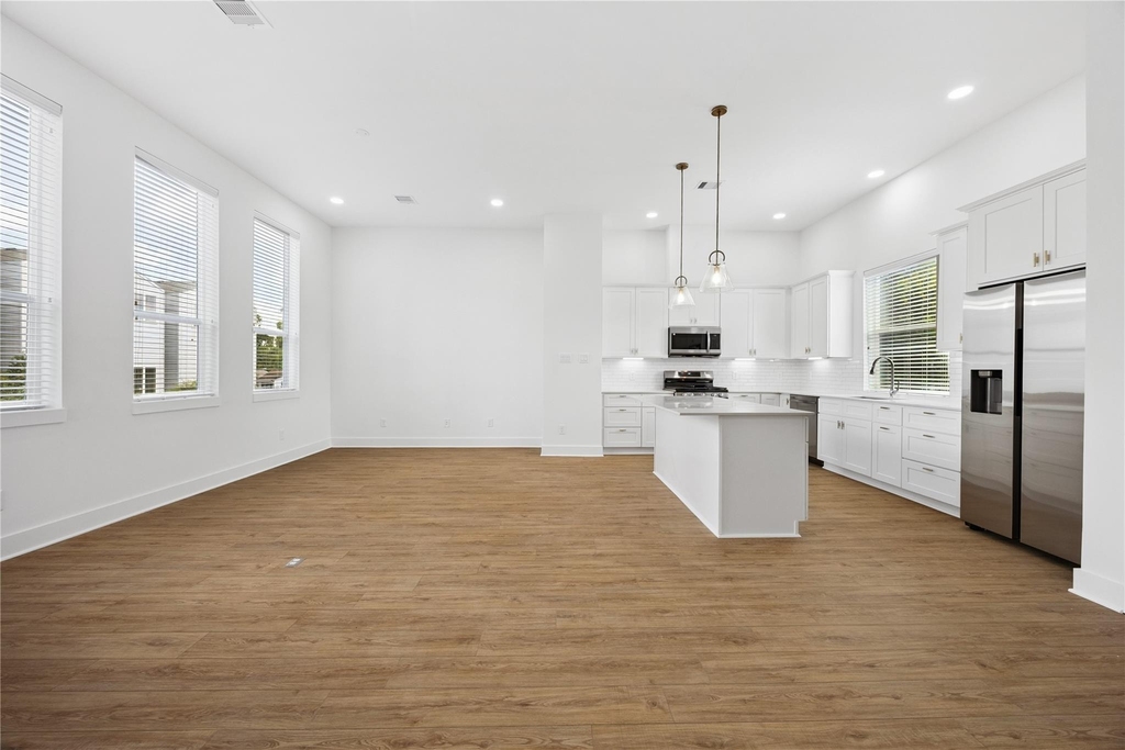 835 Rachel Street - Photo 6