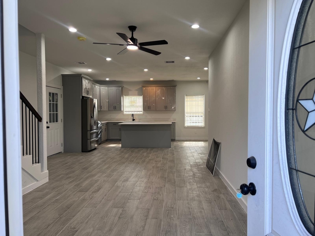 9210 Martell Street - Photo 7