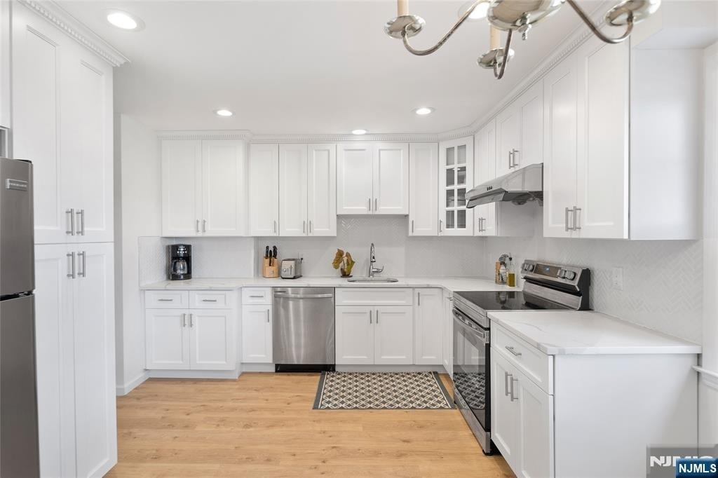611 Cliff - Photo 5