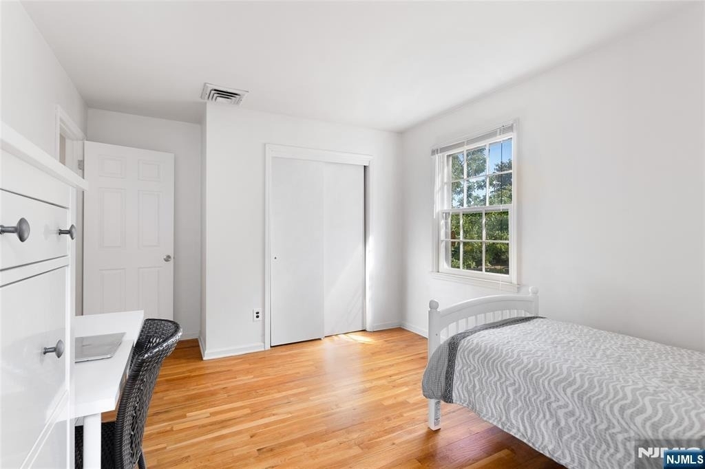611 Cliff - Photo 14