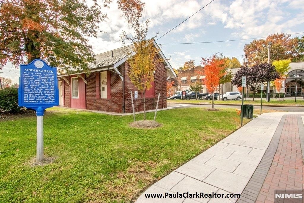 45 E Emerson - Photo 19
