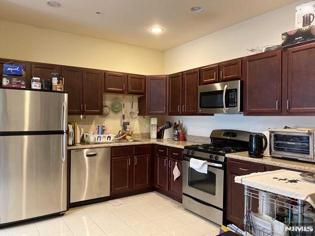 45 E Emerson - Photo 7