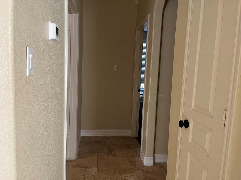 418 Fall Creek Drive - Photo 8