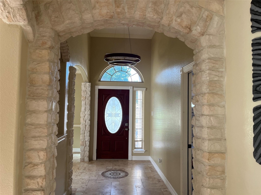 418 Fall Creek Drive - Photo 4