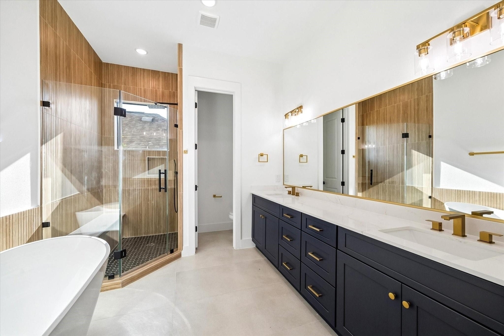 1325 W 22nd Street - Photo 18