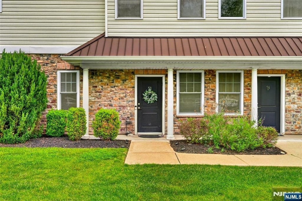 58 Elston - Photo 0