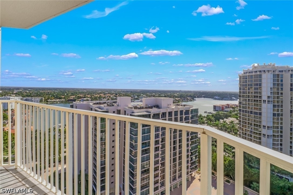 4041 Gulf Shore Boulevard N - Photo 2