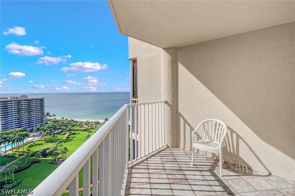 4041 Gulf Shore Boulevard N - Photo 3