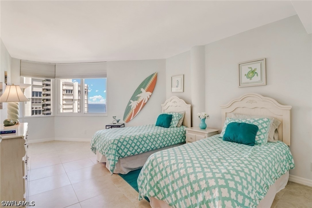 4041 Gulf Shore Boulevard N - Photo 15
