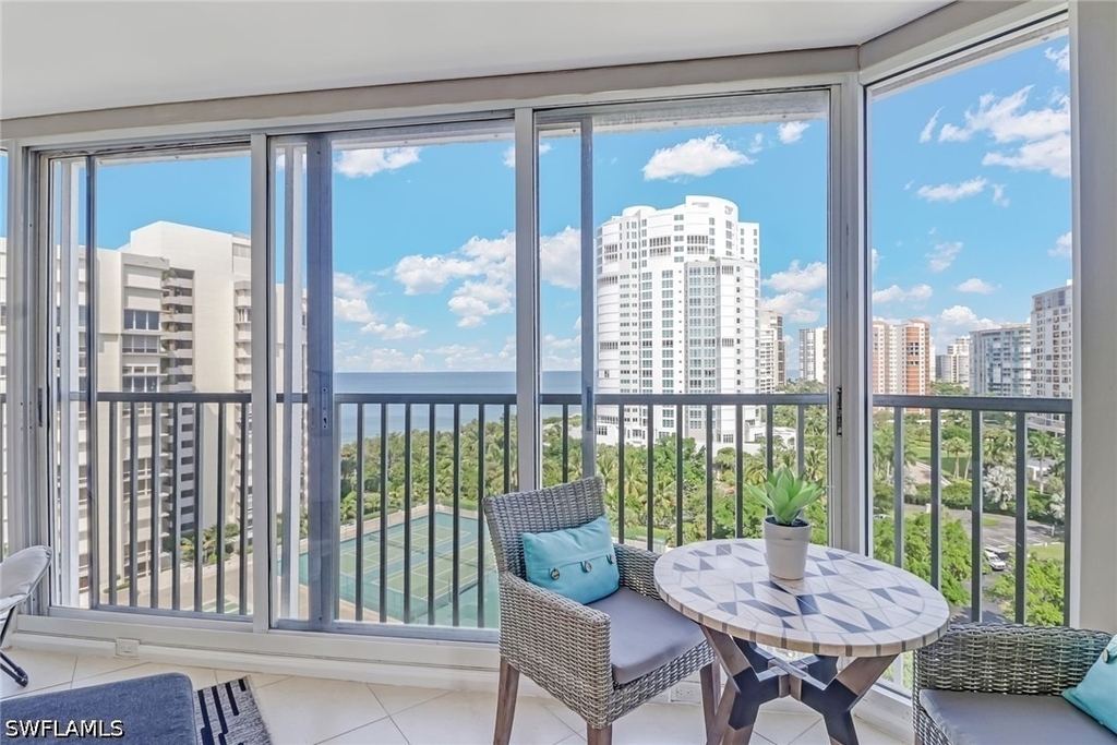 4041 Gulf Shore Boulevard N - Photo 4