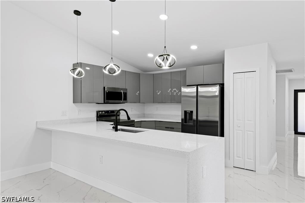 1010 Jaguar Boulevard - Photo 5
