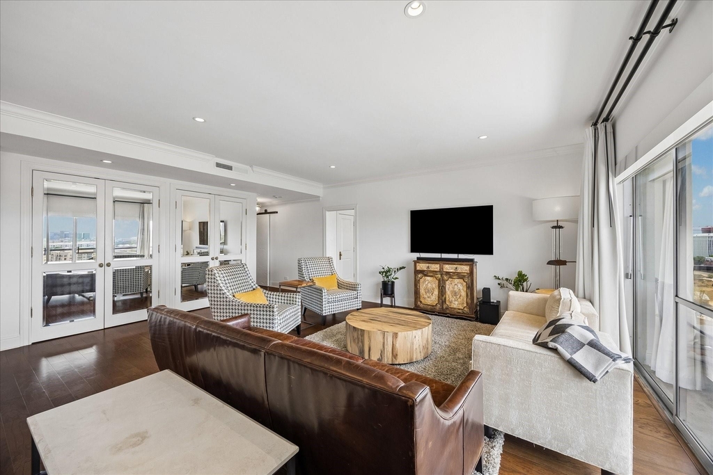2929 Buffalo Speedway - Photo 14
