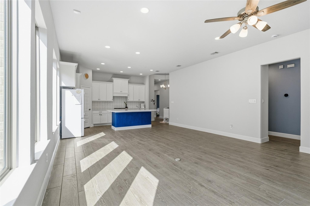 29427 Mesquite Oaks Drive - Photo 9