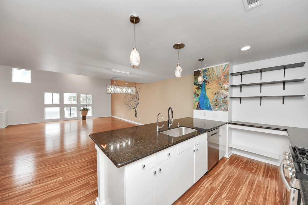 1428 Bailey Street - Photo 13