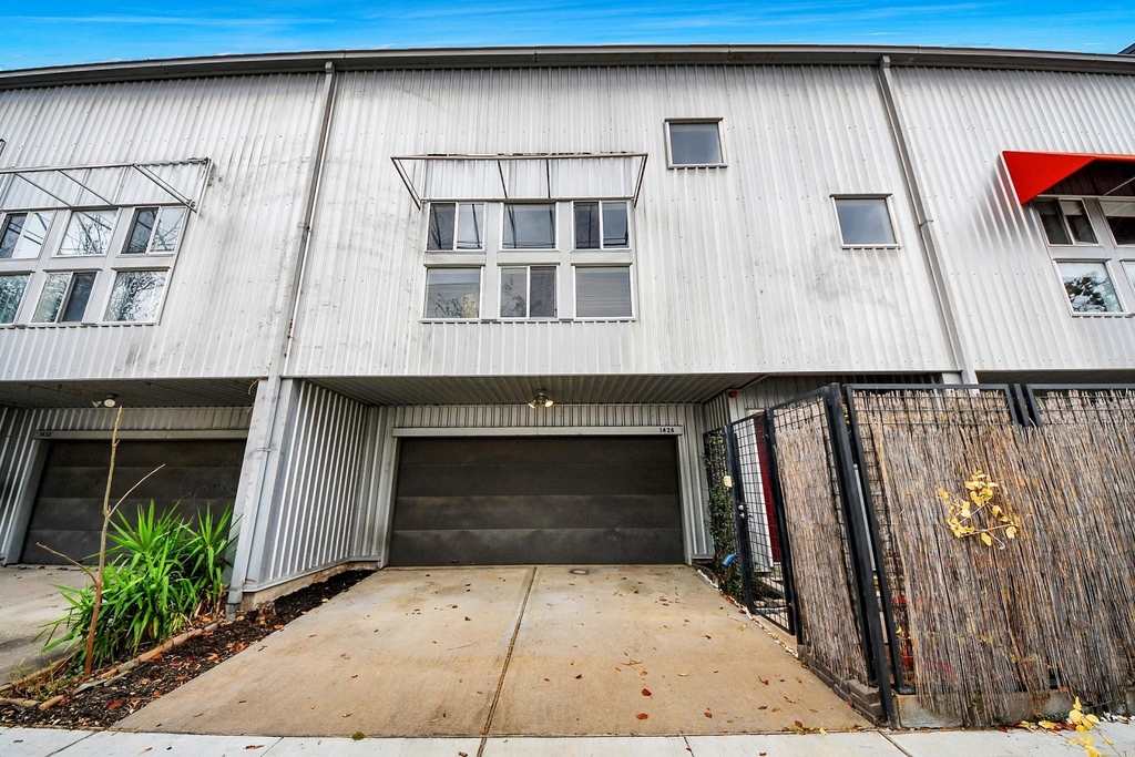 1428 Bailey Street - Photo 3