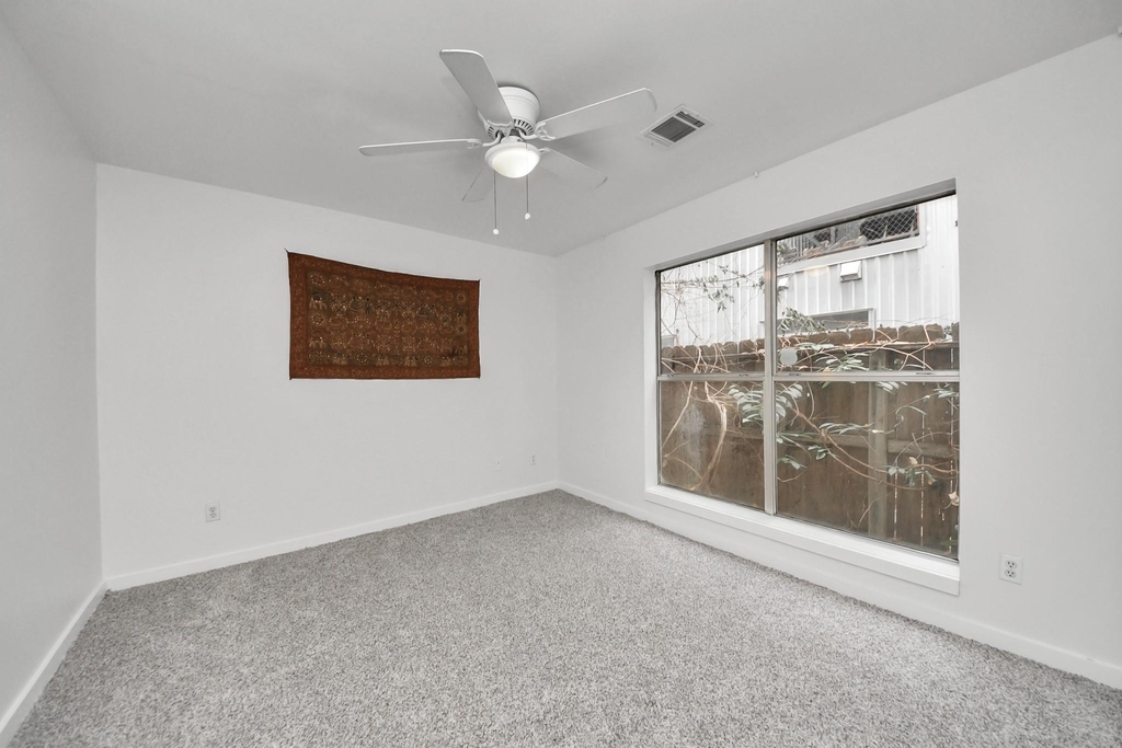 1428 Bailey Street - Photo 28