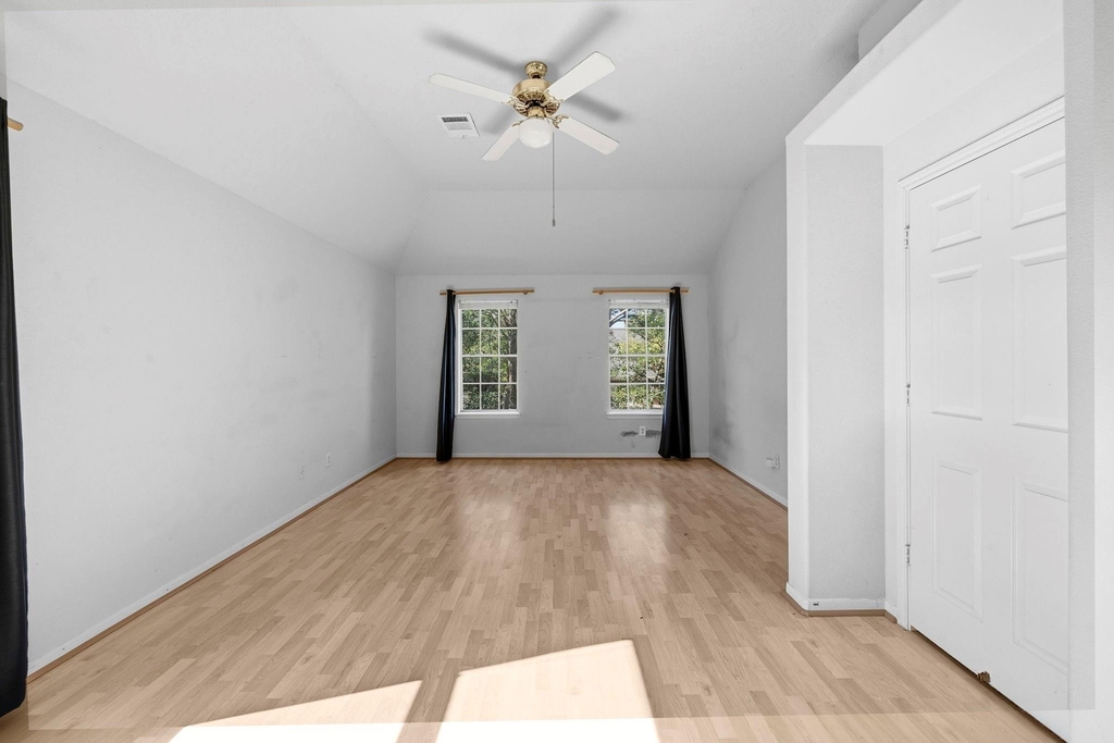 5615 Brigstone Park Drive - Photo 21