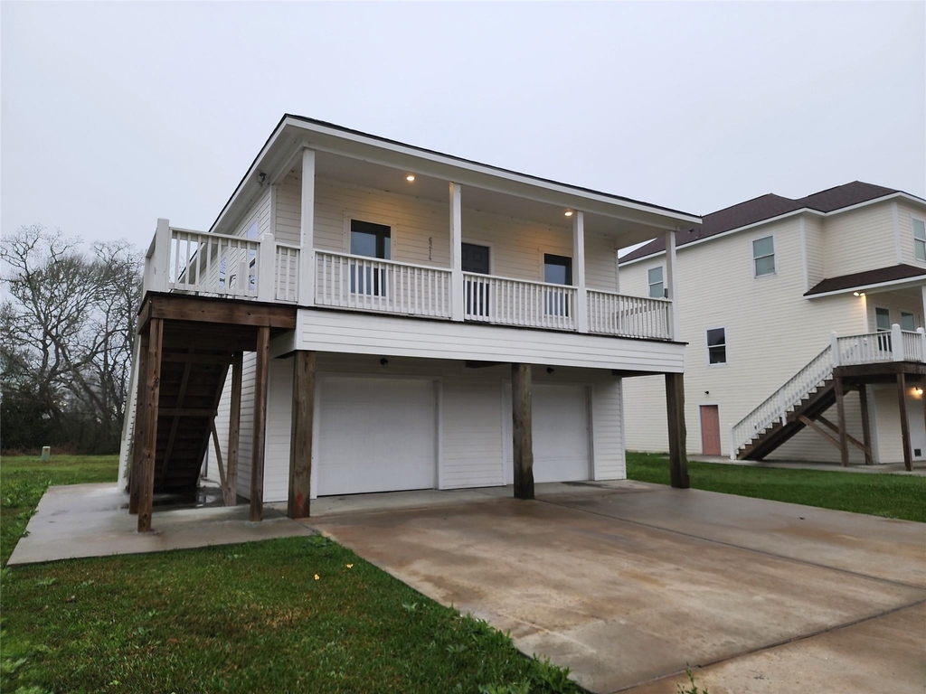 6202 White Oak Drive - Photo 1