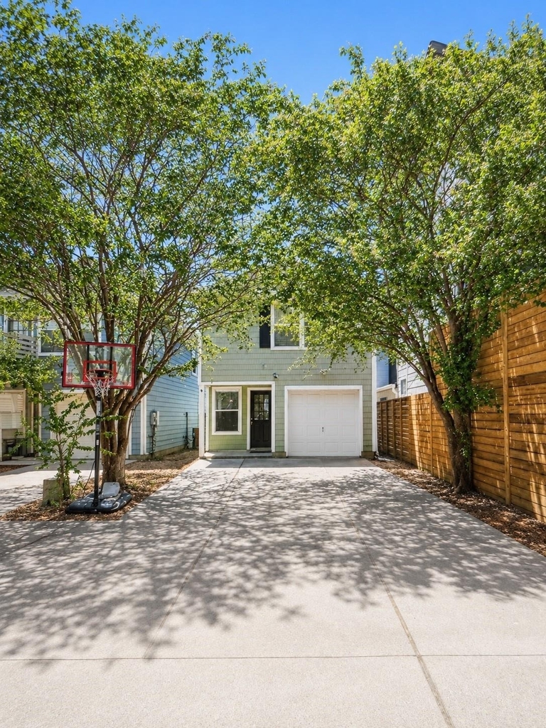 1208 Andrews Street - Photo 9