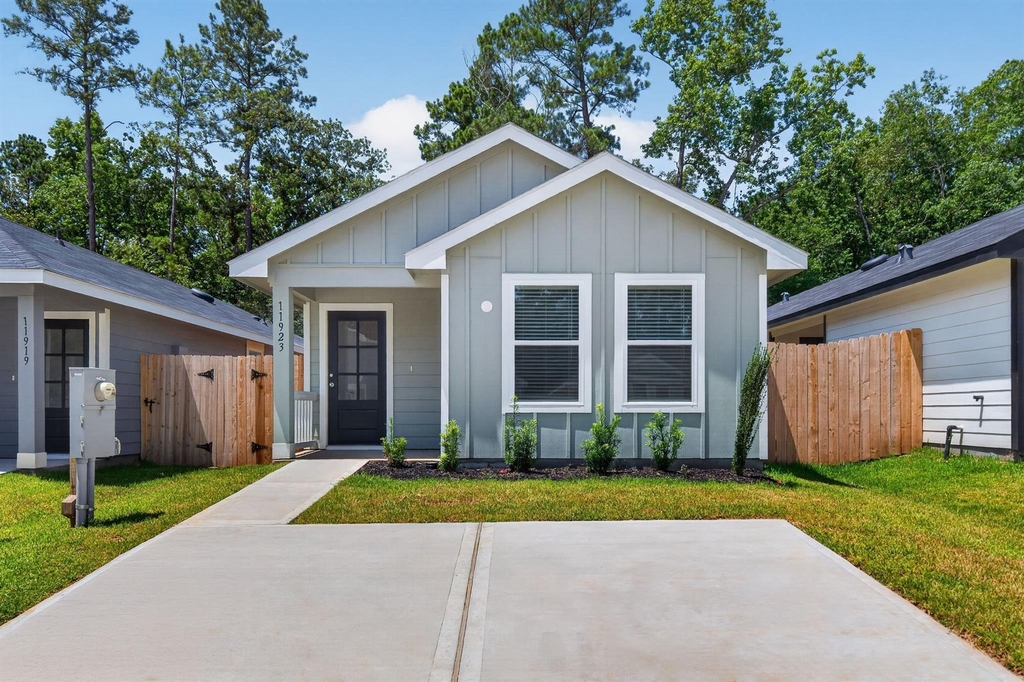 11923 Detar Court - Photo 1