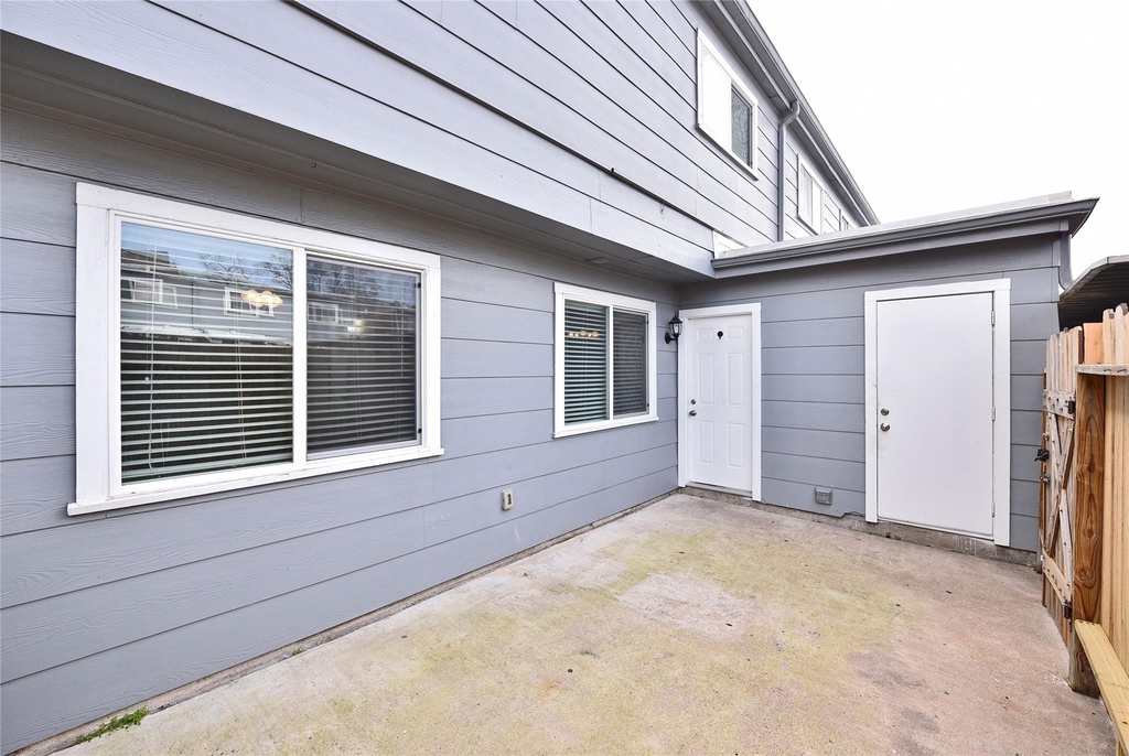 11002 Hammerly Boulevard - Photo 31