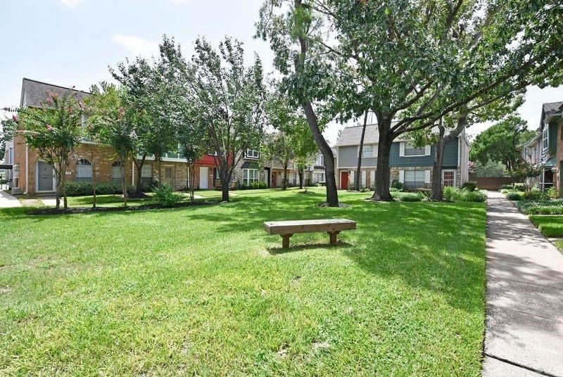 11002 Hammerly Boulevard - Photo 36