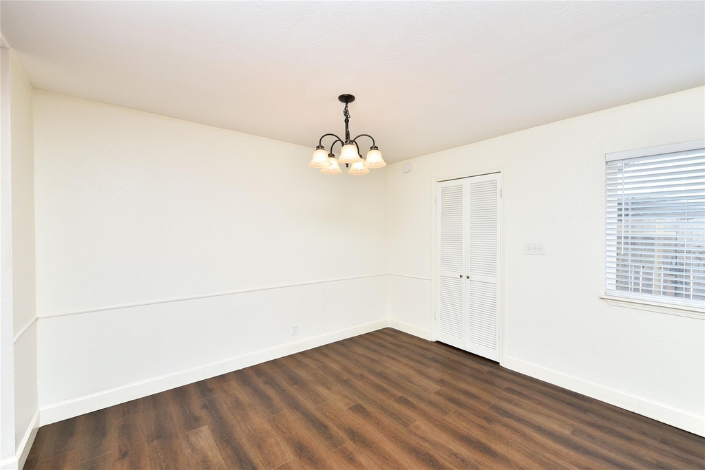 11002 Hammerly Boulevard - Photo 11