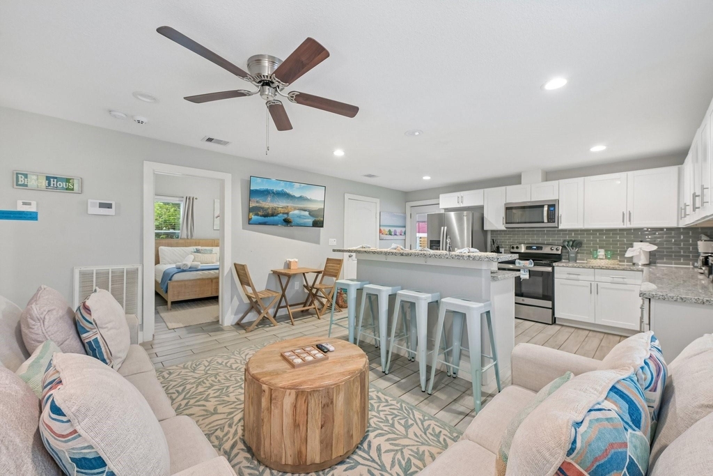 1022 Avenue L - Photo 17