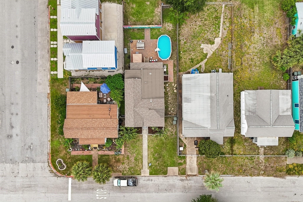 1022 Avenue L - Photo 64