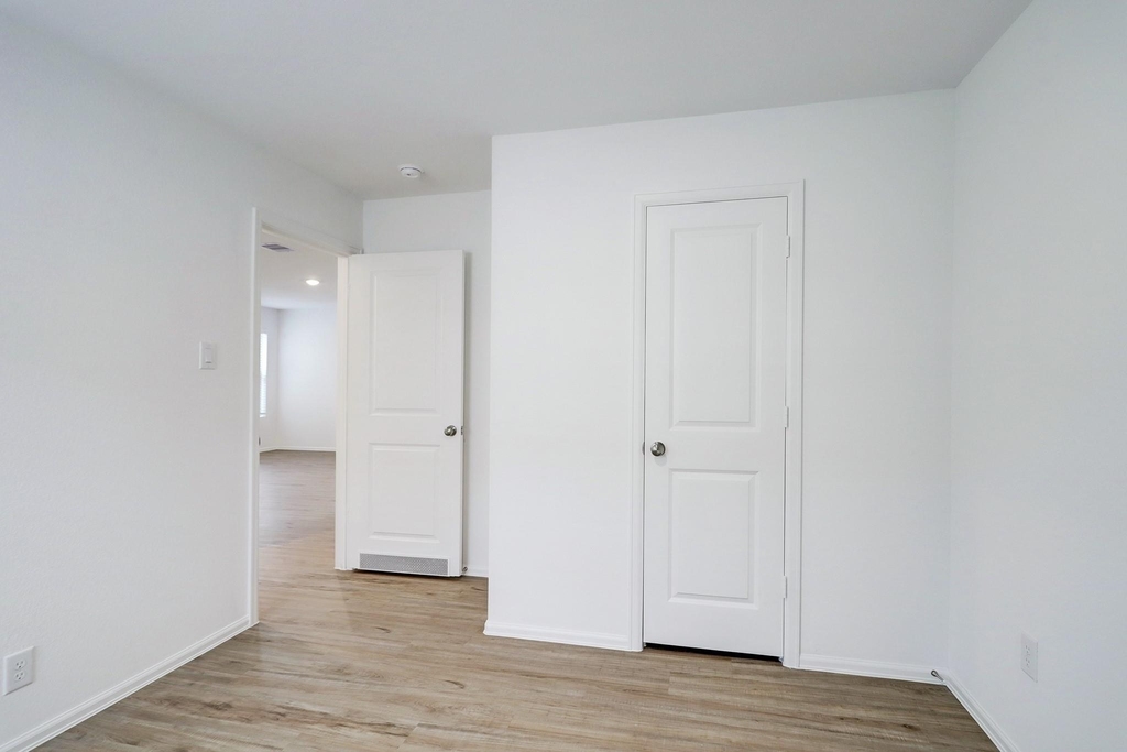 4134 Zavala Mill Street - Photo 8