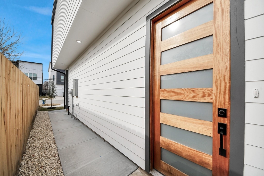 3535 Amos Street - Photo 4