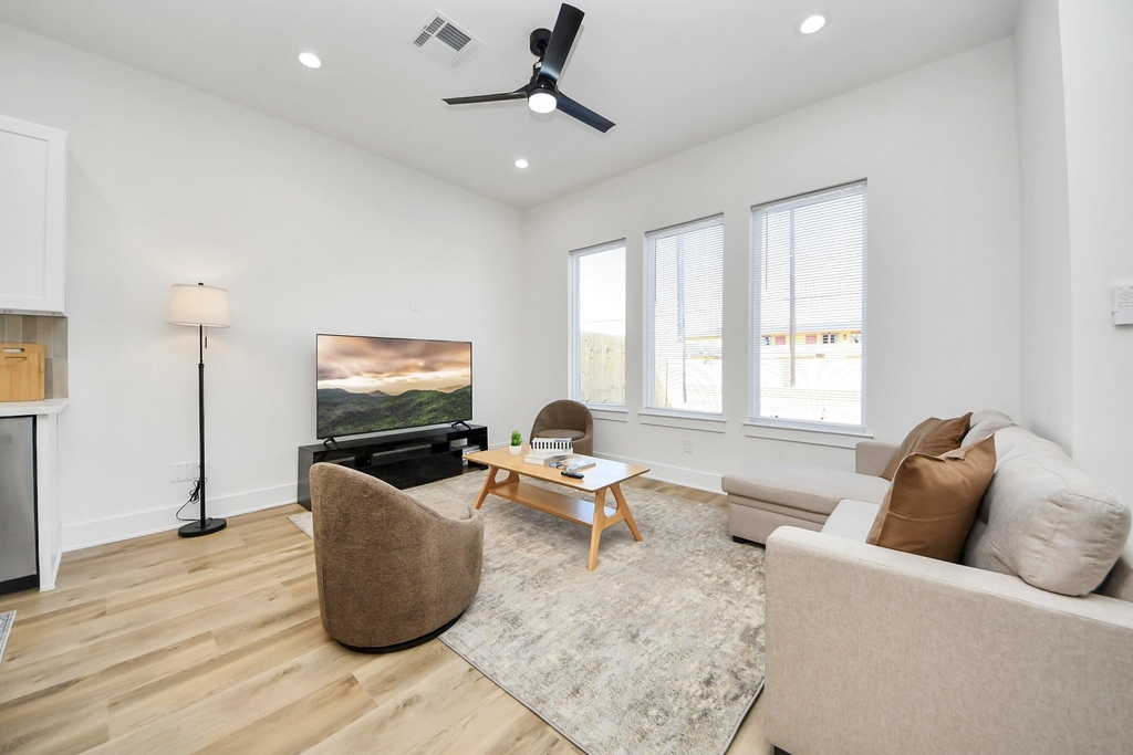 3907 Maggie Street - Photo 7